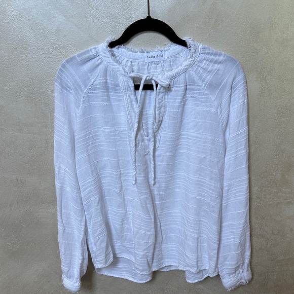 Bella Dahl Tops - Bella Dahl Textured White Blouse made in US sz medium